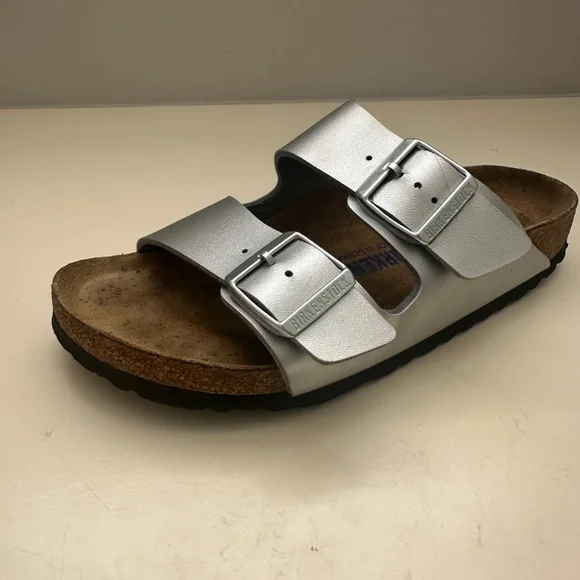 Silver Birkenstock Arizona Sandals - Size 7 - Picture 8 of 11